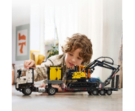 LEGO Technic 42175 Ciężarówka Volvo FMX i koparka EC230 Electric - 1266100 - zdjęcie 7